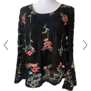 Solitaire Lace Embroidered Top